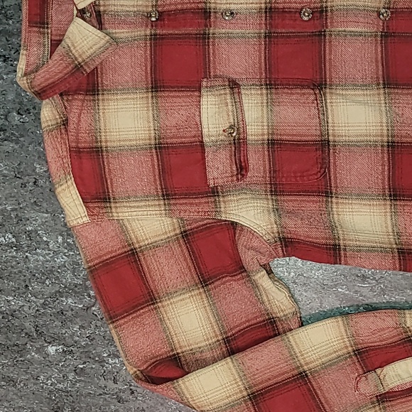 Field and Stream. Thick cotton flannel.  Men's size XL. Like-new - Picture 6 of 16